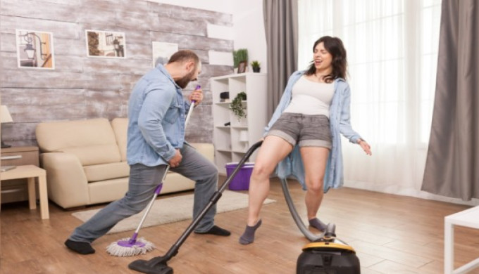 Giraffe Tools Upgrade Guide: The Retractable Trio That Transforms Your Garage and Yard